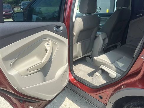 Used 2014 Ford Escape SE FWD image 15