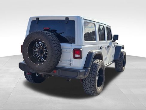 Used 2021 Jeep Wrangler Unlimited Rubicon image 13