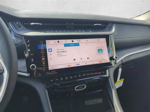 New 2026 Jeep Grand Cherokee Limited Reserve image 9