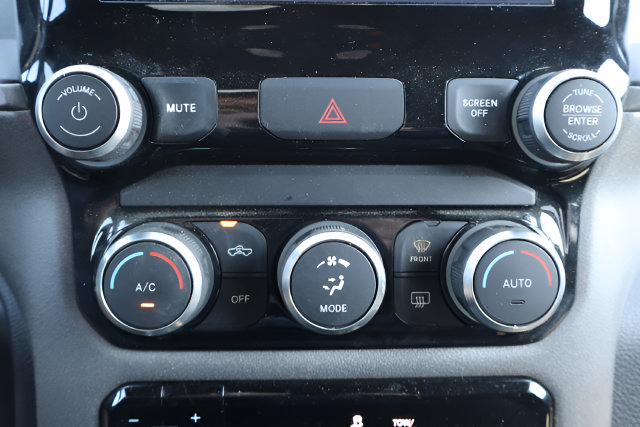 Used 2022 RAM 2500 Tradesman AWD/4WD image 17