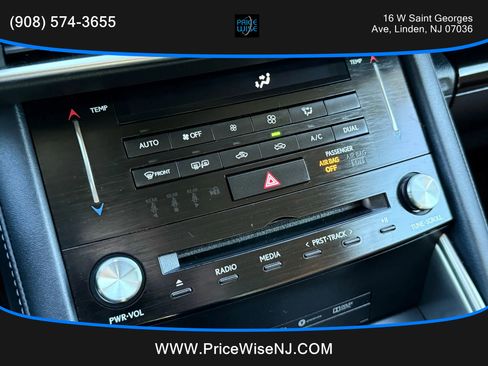 Used 2017 Lexus IS 300 F Sport image 17