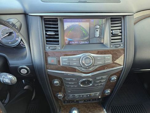 Used 2016 INFINITI QX80 Luxe w/ 22" Wheel Package image 32
