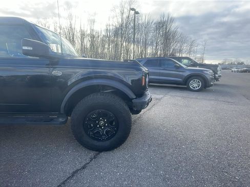 Used 2024 Ford Bronco Wildtrak image 27