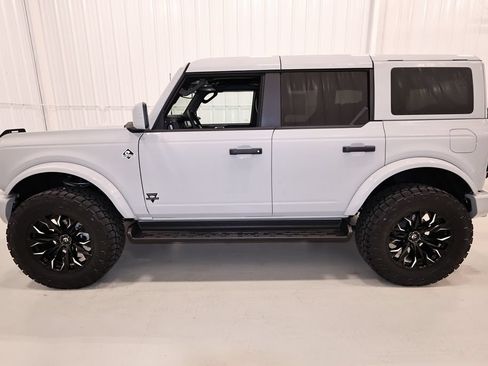 New 2026 Ford Bronco Outer Banks AWD/4WD image 6