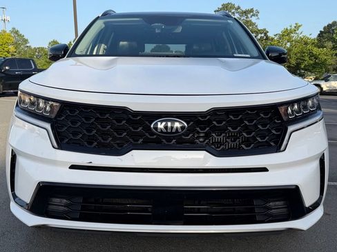 Used 2021 Kia Sorento EX w/ Panoramic Sunroof Package AWD/4WD image 2