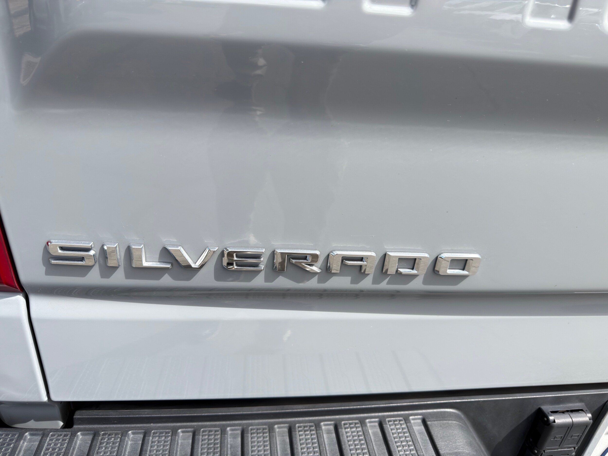 Used 2025 Chevrolet Silverado 1500 RST w/ Convenience Package II RWD image 48