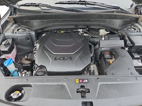 Used 2025 Kia Telluride S AWD/4WD image 31