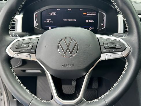 Used 2023 Volkswagen Atlas SE image 11