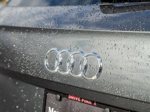 Used 2020 Audi Q5 2.0T Premium Plus w/ Premium Plus Package image 9