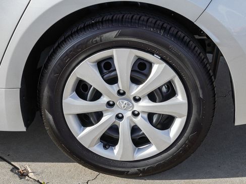 Certified 2025 Toyota Corolla LE image 13