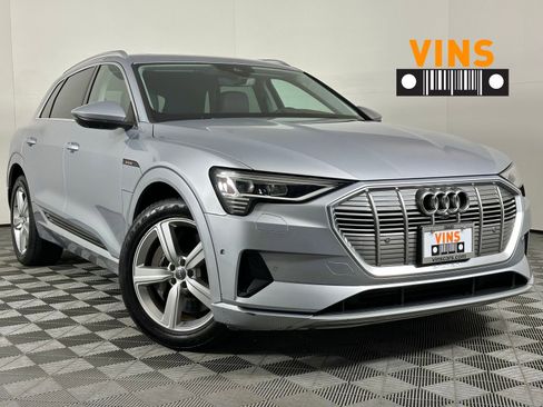 Used 2019 Audi e-tron Premium Plus image 1