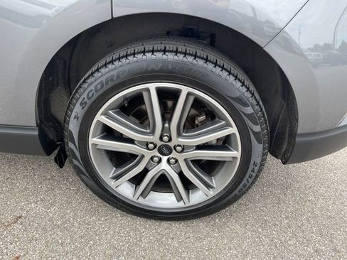 Used 2024 Ford Edge Titanium AWD/4WD image 45