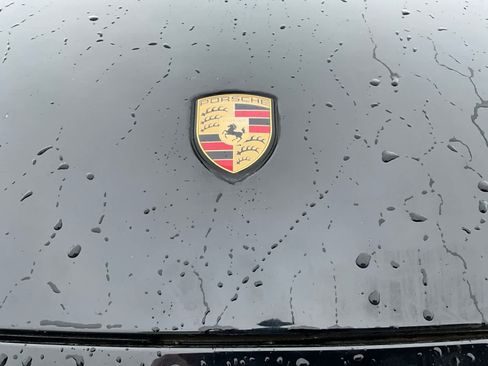 Used 2013 Porsche Cayenne image 18