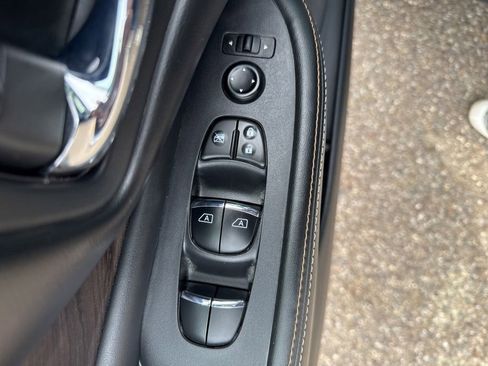 Used 2023 Nissan Murano Platinum w/ Cargo Package AWD/4WD image 11
