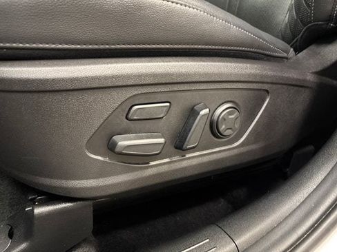 Used 2022 Kia Sorento SX Prestige AWD/4WD image 32