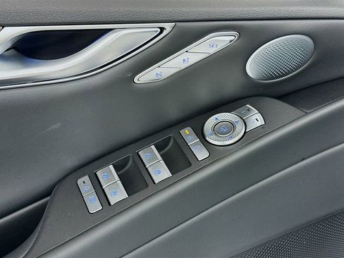 New 2025 Genesis G80 2.5T Advanced image 10