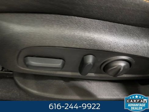 Used 2022 Chevrolet Equinox LT image 23