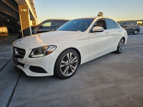 Certified 2018 Mercedes-Benz C 300 Sedan image 4