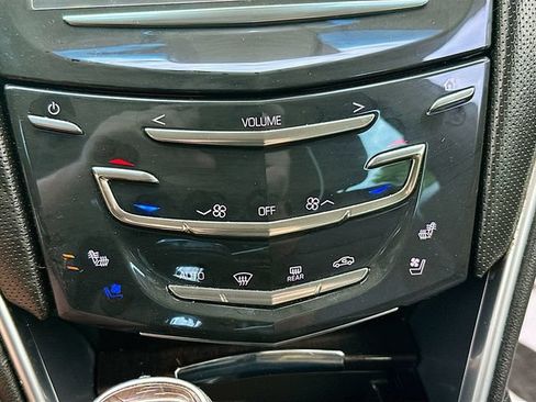 Used 2017 Cadillac XTS Premium Luxury FWD image 17