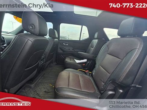 Used 2024 Chevrolet Traverse High Country image 30