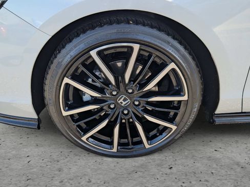 Certified 2025 Honda Accord Touring image 7