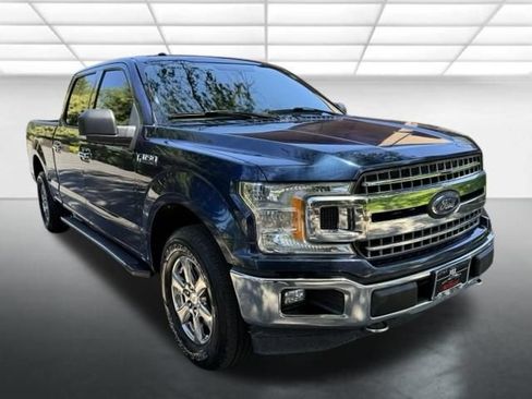 Used 2018 Ford F150 XLT w/ Equipment Group 302A Luxury AWD/4WD image 8