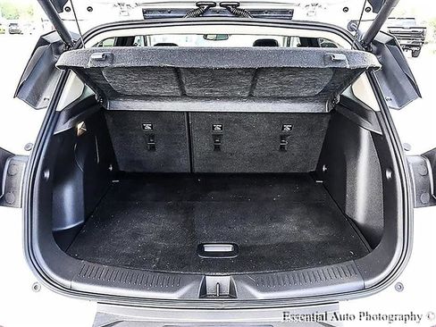 Used 2022 Buick Encore GX Essence w/ Experience Buick Package image 10