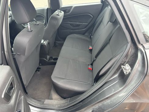 Used 2019 Ford Fiesta SE FWD image 7