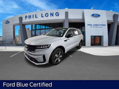 Used 2023 Kia Sorento EX w/ Panoramic Sunroof Package FWD image 1