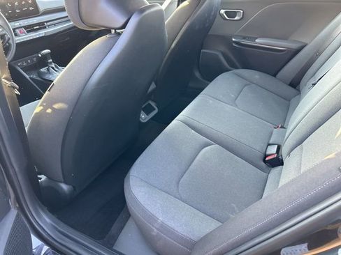 Used 2025 Kia K4 FWD image 10