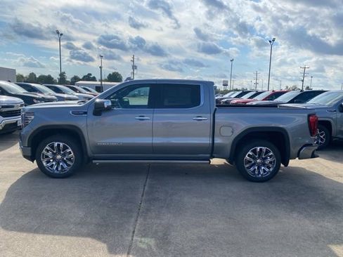 New 2026 GMC Sierra 1500 Denali image 3