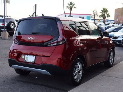 Used 2024 Kia Soul LX w/ Option Group 015 image 11