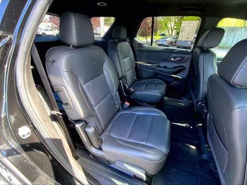 Used 2023 Chevrolet Traverse LT w/ LPO, Floor Liner Package AWD/4WD image 26