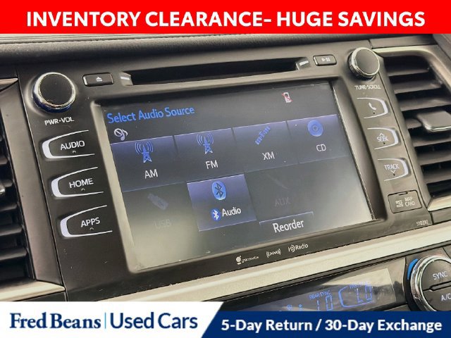 Used 2019 Toyota Highlander XLE AWD/4WD image 20