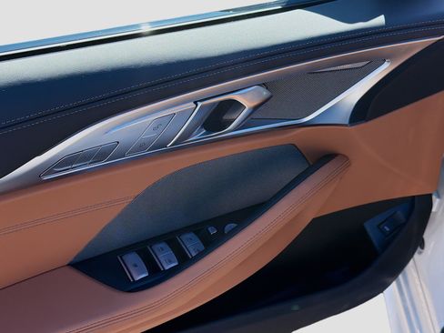 New 2026 BMW 840i Convertible image 22