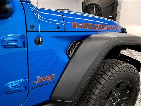 Used 2021 Jeep Gladiator Mojave w/ Cold Weather Group AWD/4WD image 37