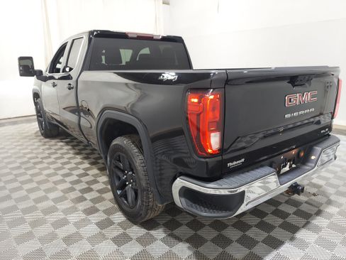 Used 2023 GMC Sierra 1500 SLE AWD/4WD image 2