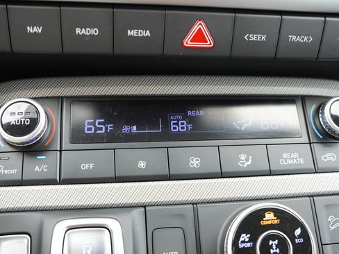 Used 2023 Hyundai Palisade SEL AWD/4WD image 30
