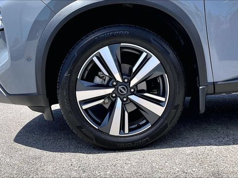 Used 2022 Nissan Rogue SL w/ SL Premium Package FWD image 34