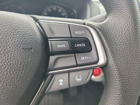 Used 2018 Honda Accord EX image 34