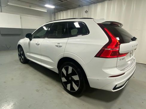 Used 2024 Volvo XC60 T8 Plus w/ Protection Package Premier AWD/4WD image 2