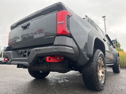 New 2025 Toyota Tacoma Trailhunter image 16