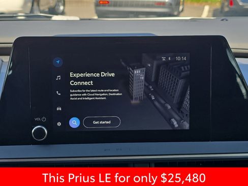 Used 2025 Toyota Prius LE image 28