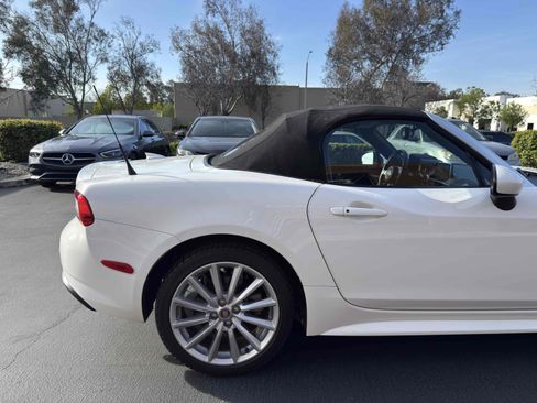 Used 2018 FIAT 124 Spider Lusso w/ Convenience Group image 20