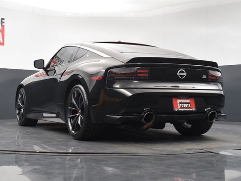 Used 2023 Nissan Z w/ Floor Mat Package (L93) RWD image 48