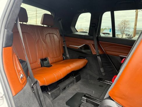 Used 2021 BMW X7 xDrive40i w/ M Sport Package image 27