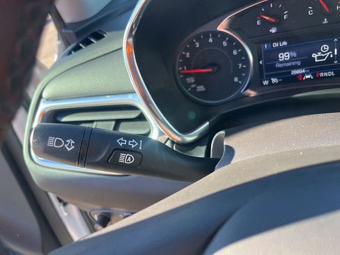 Used 2023 Chevrolet Equinox LT image 30