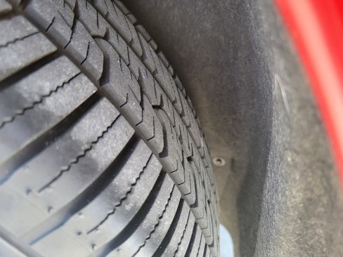 Used 2024 Chrysler Pacifica Touring-L image 31