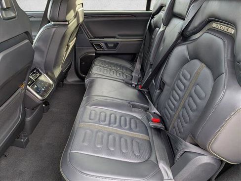 Used 2023 Rivian R1S Adventure image 17