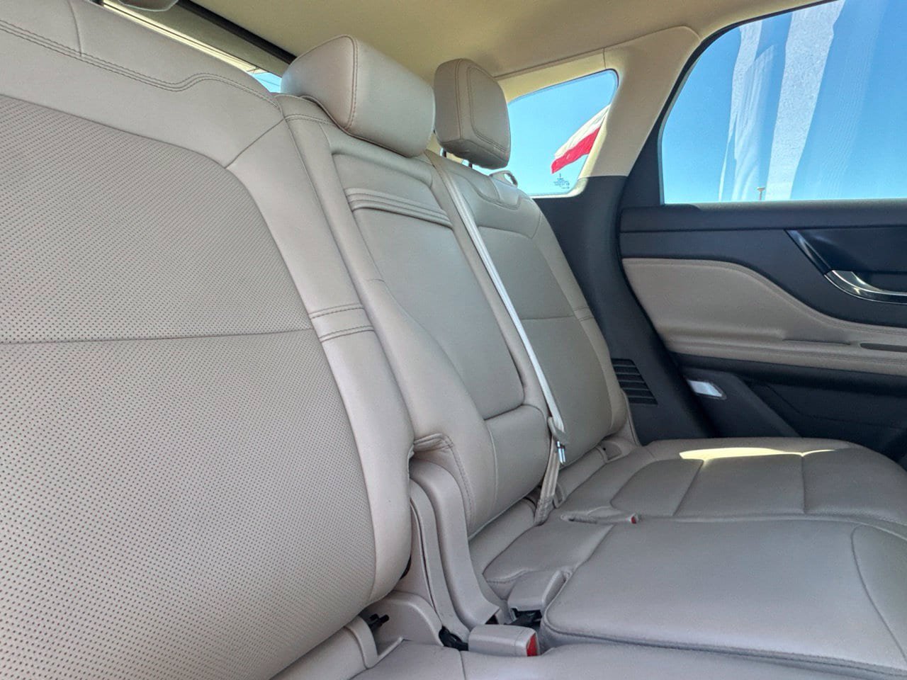 Used 2020 Lincoln Corsair FWD image 35